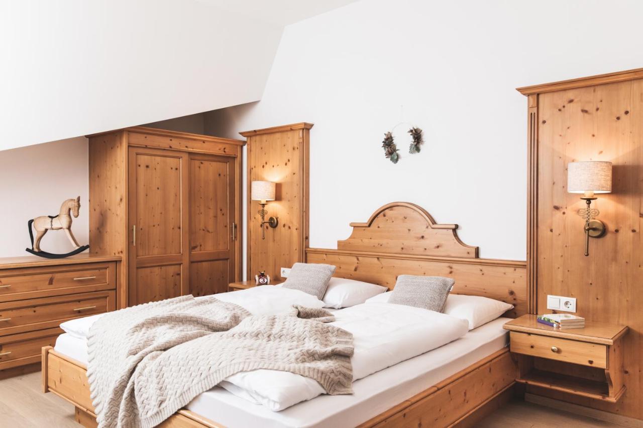 Alpines Gourmet Hotel Montanara Flachau Exterior photo
